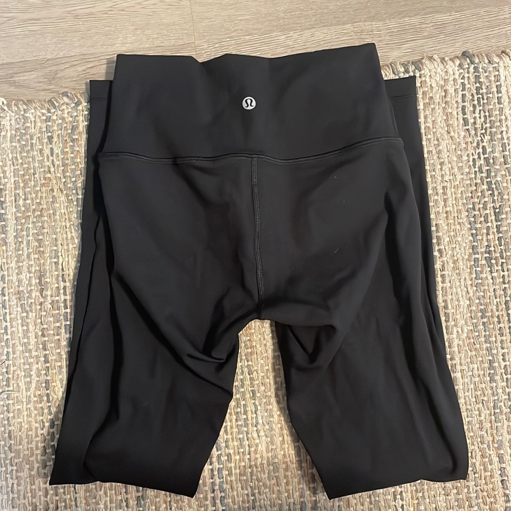 never worn lulu leggings